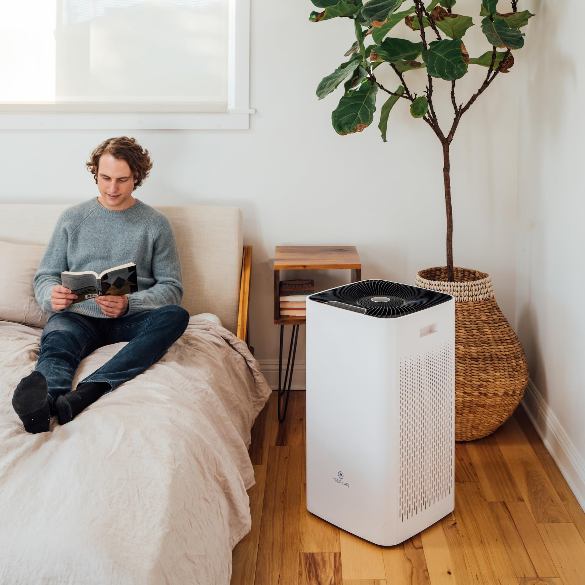 Medify Air MA-112 V2.0 Air Purifier with H13 HEPA filter - a higher grade of HEPA | Covers 2,400 sq ft - Allergies, Smog, Odors, Smoke, Pets Dander, Dust | Dual intake with 2 filters