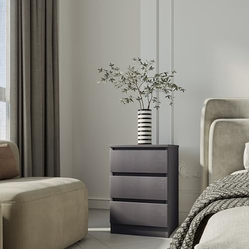 Seconique Malvern 3 Drawer Bedside