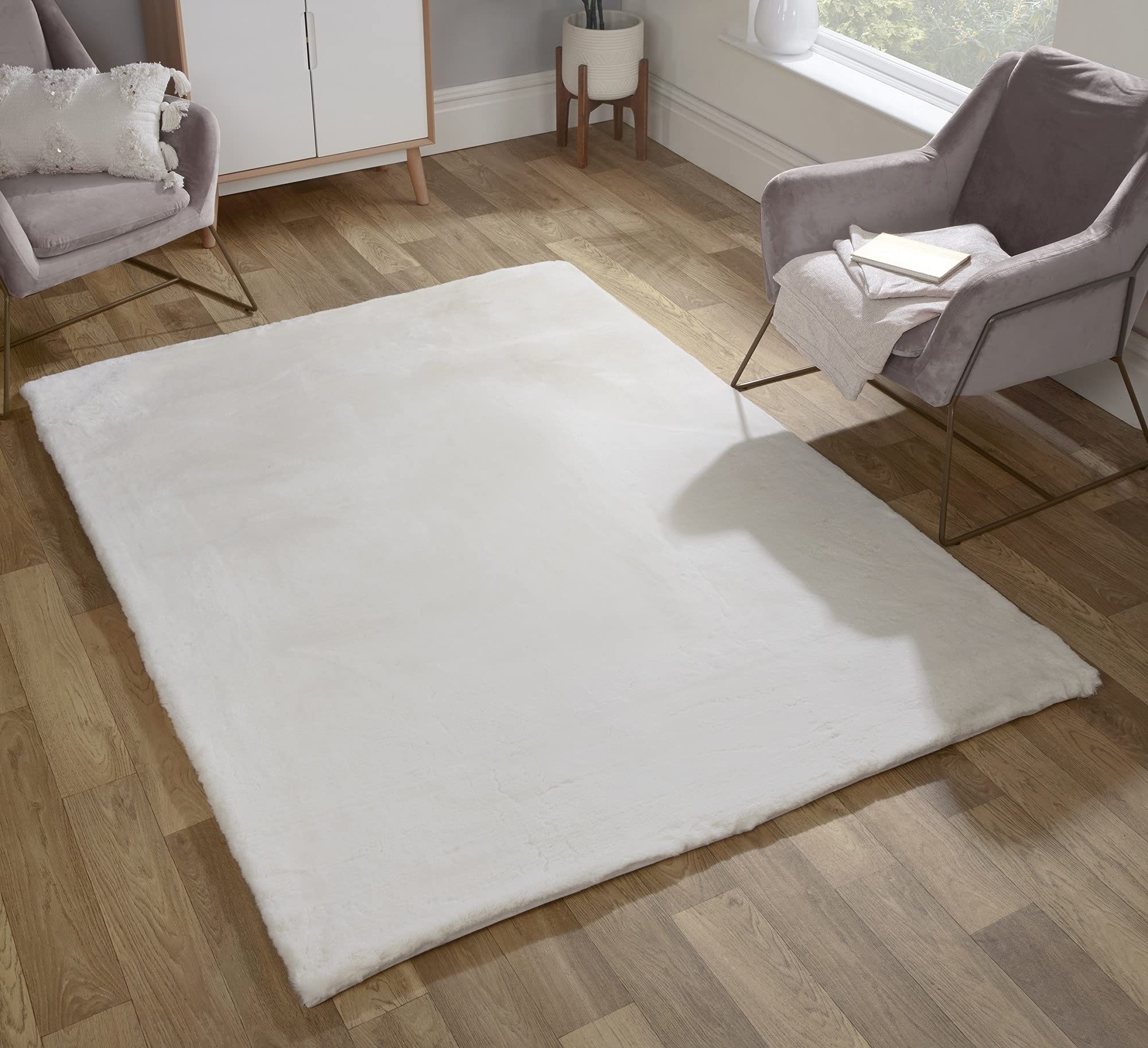 Lord of Rugs Lux Faux Fur Rug for Bedroom Dining Living Room Carpet Super Soft Fluffy Plush Plain Modern Floor Shaggy Rug