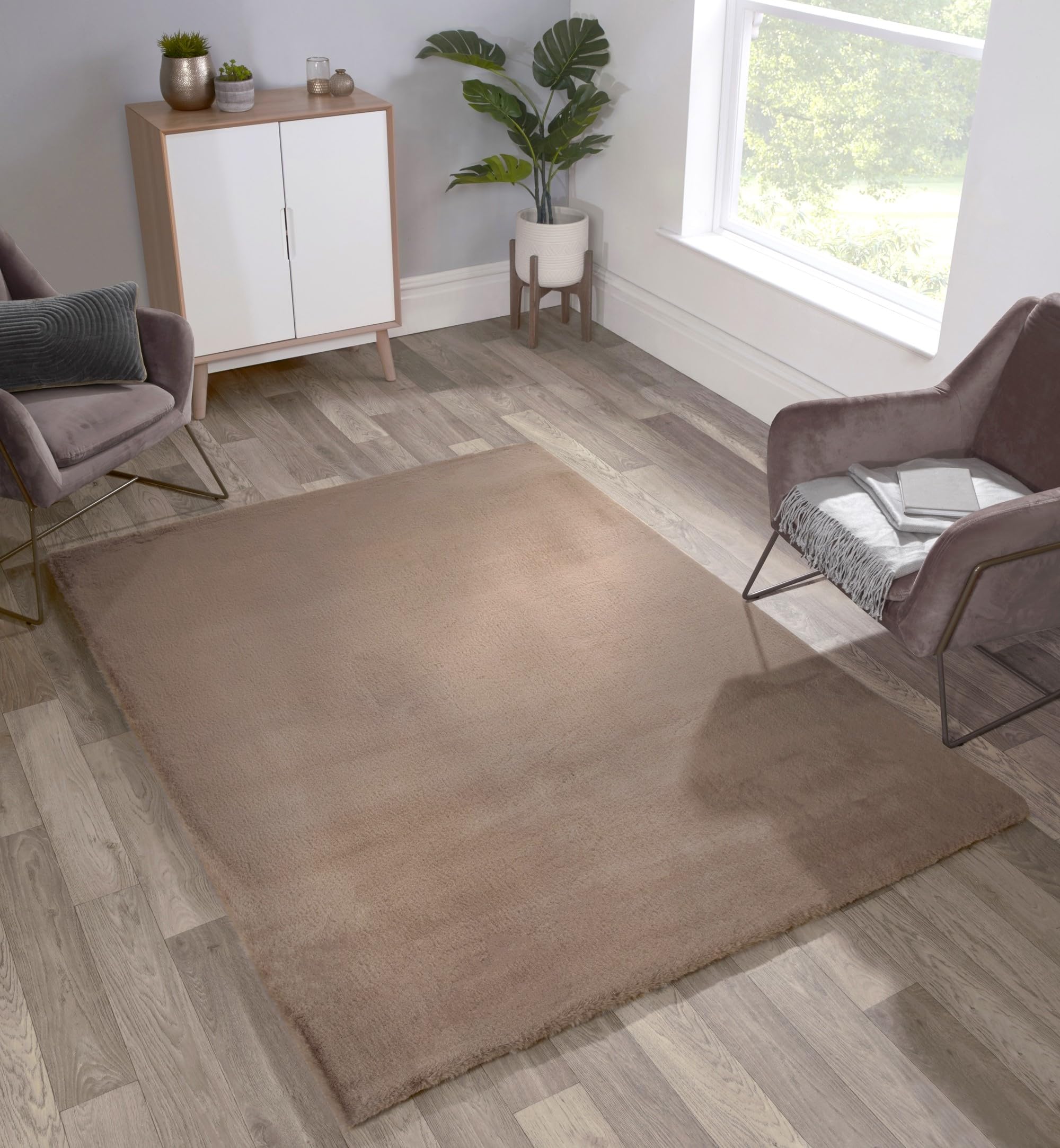 Lord of Rugs Lux Faux Fur Rug for Bedroom Dining Living Room Carpet Super Soft Fluffy Plush Plain Modern Floor Shaggy Rug