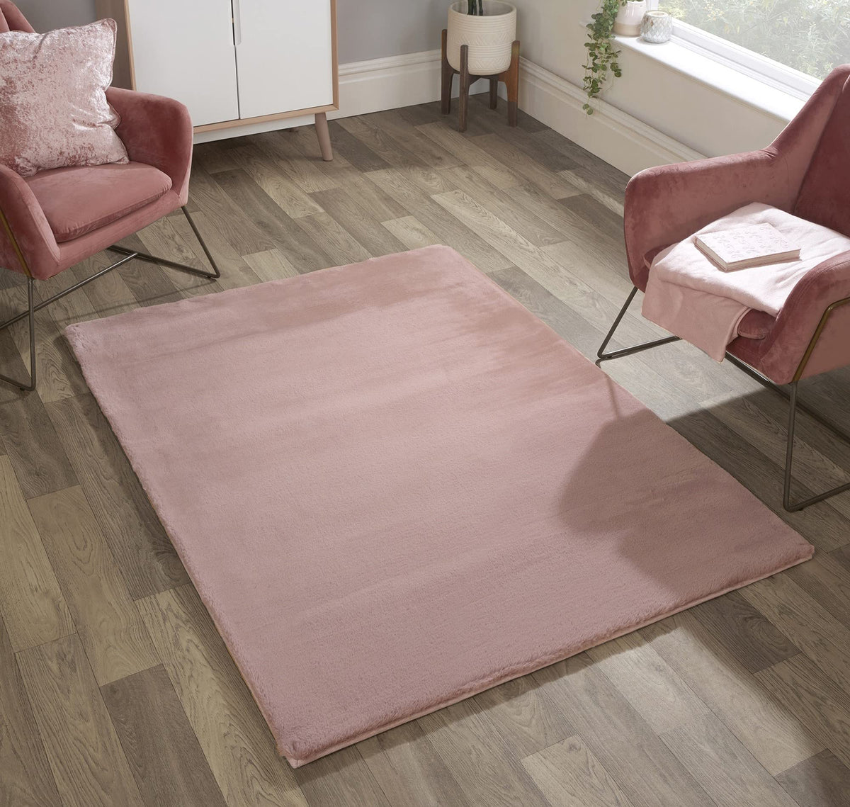 Lord of Rugs Lux Faux Fur Rug for Bedroom Dining Living Room Carpet Super Soft Fluffy Plush Plain Modern Floor Shaggy Rug